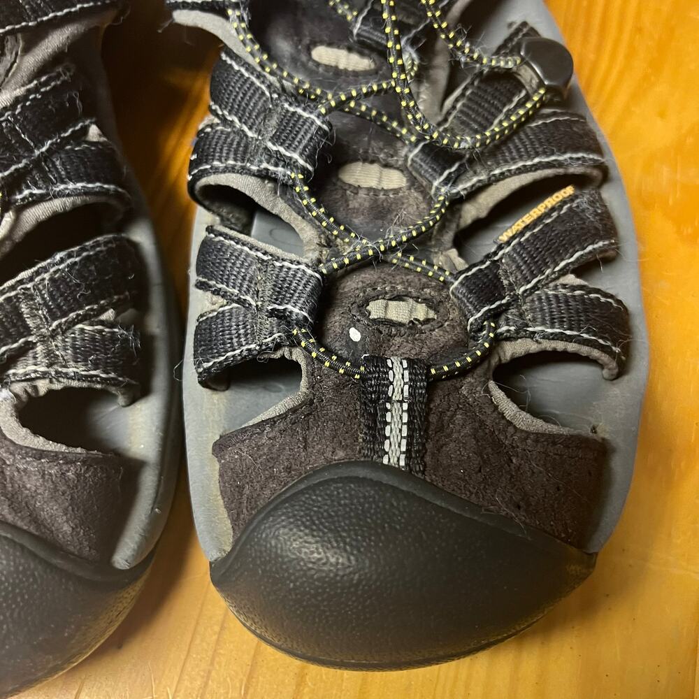 Keen Water Friendly Outdoor Hiking Sandals Men’s Size 8.5 Black - Picture 4 of 12